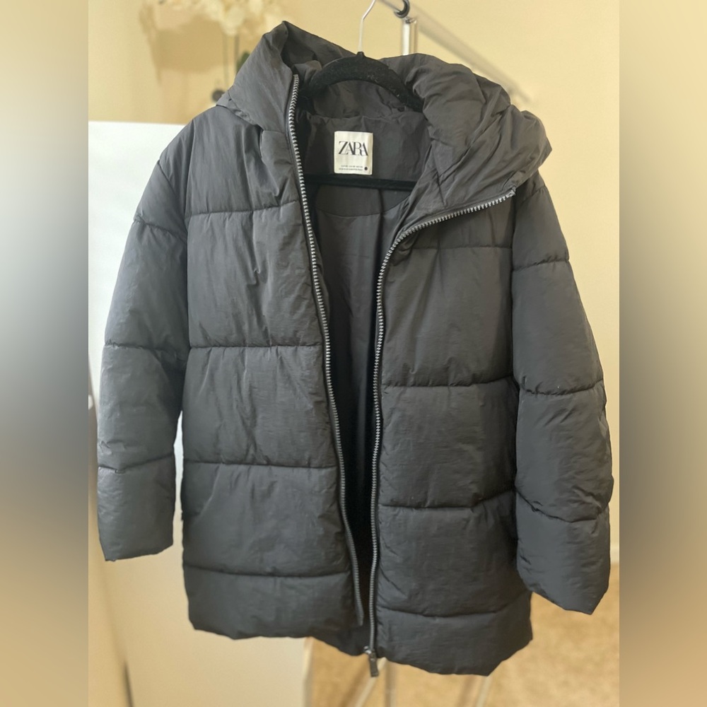 ZARA Oversized Puffer Jacket in Black XS